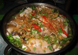 Cá Nhám Nấu Canh Chua Sả Nghệ